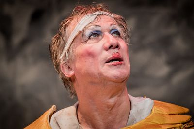 Peter Duncan Photo