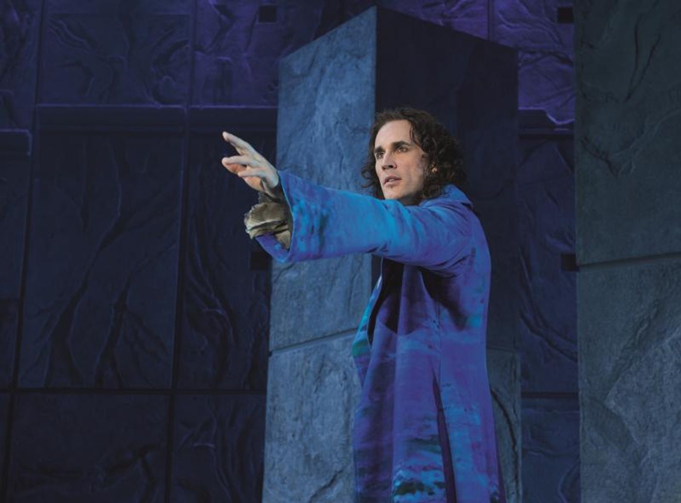 Behind The Scenes at NOTRE DAME DE PARIS  Image