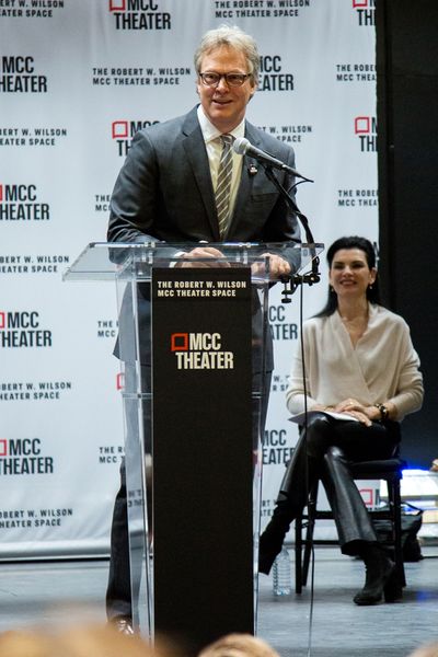 Peter Hedges Photo