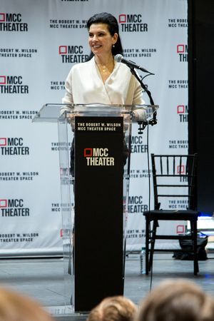 Julianna Margulies @ BroadwayWorld Julianna Margulies Photo