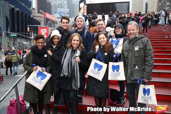 Photos: Theatrical Unions Show Support For Actors' Equity Development Strike — photo 3 of 21