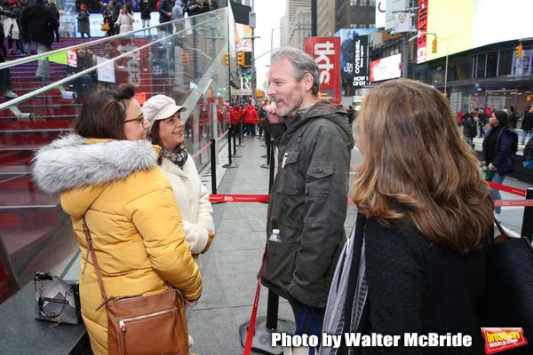 Photos: Theatrical Unions Show Support For Actors' Equity Development Strike — photo 4 of 21
