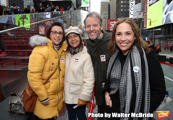 Photos: Theatrical Unions Show Support For Actors' Equity Development Strike — photo 6 of 21