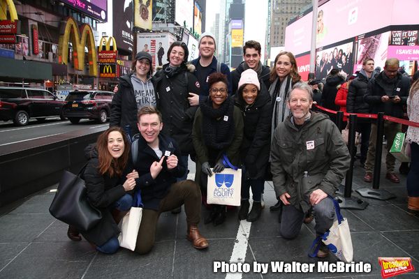 Photos: Theatrical Unions Show Support For Actors' Equity Development Strike — photo 21 of 21
