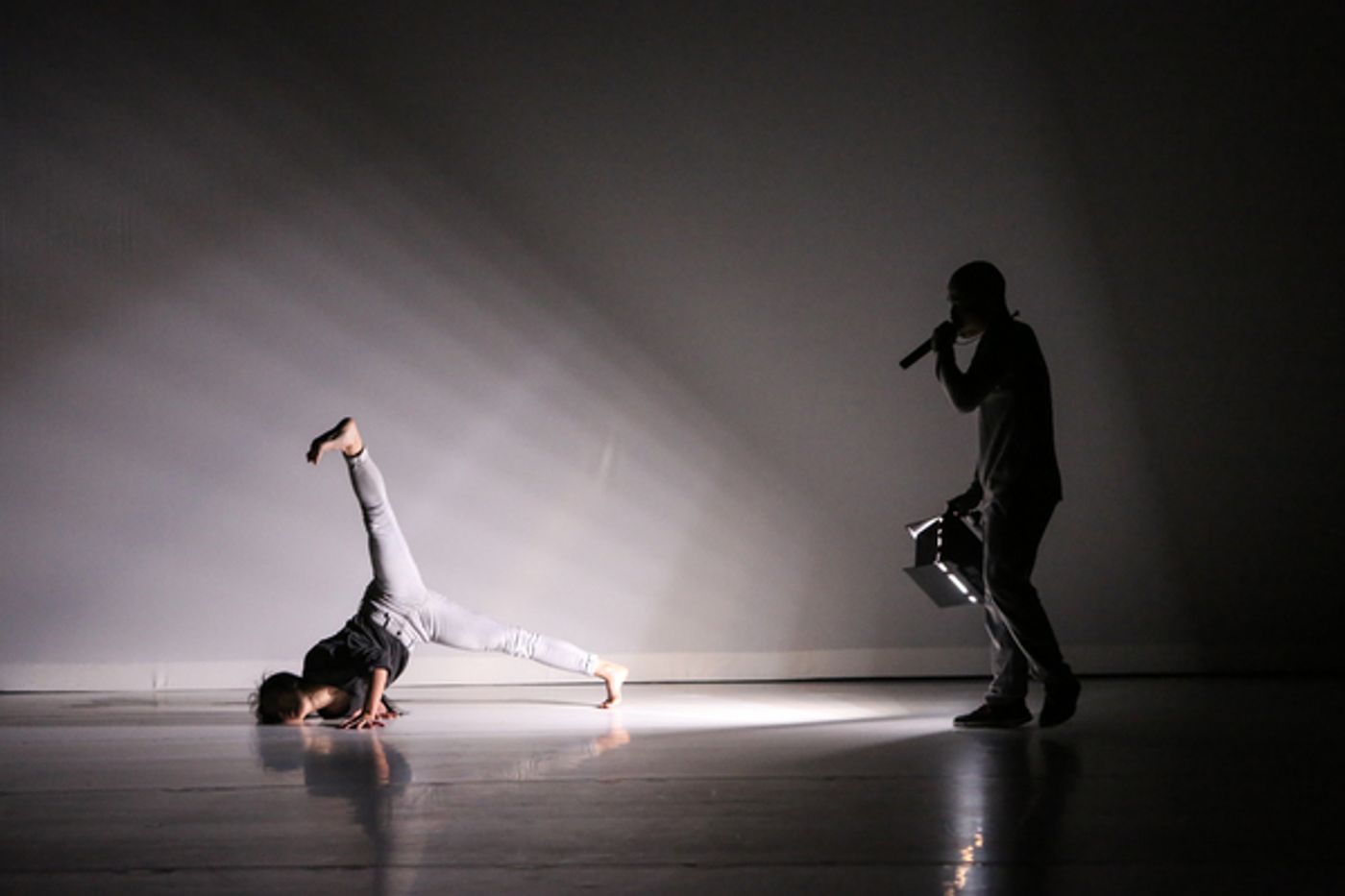 Review: CONTEMPORARY DANCE FESTIVAL: JAPAN + EAST ASIA Sets the Bar & Demonstrates a New Vocabulary Review: CONTEMPORARY DANCE FESTIVAL: JAPAN + EAST ASIA Sets the Bar & Demonstrates a New Vocabulary Image