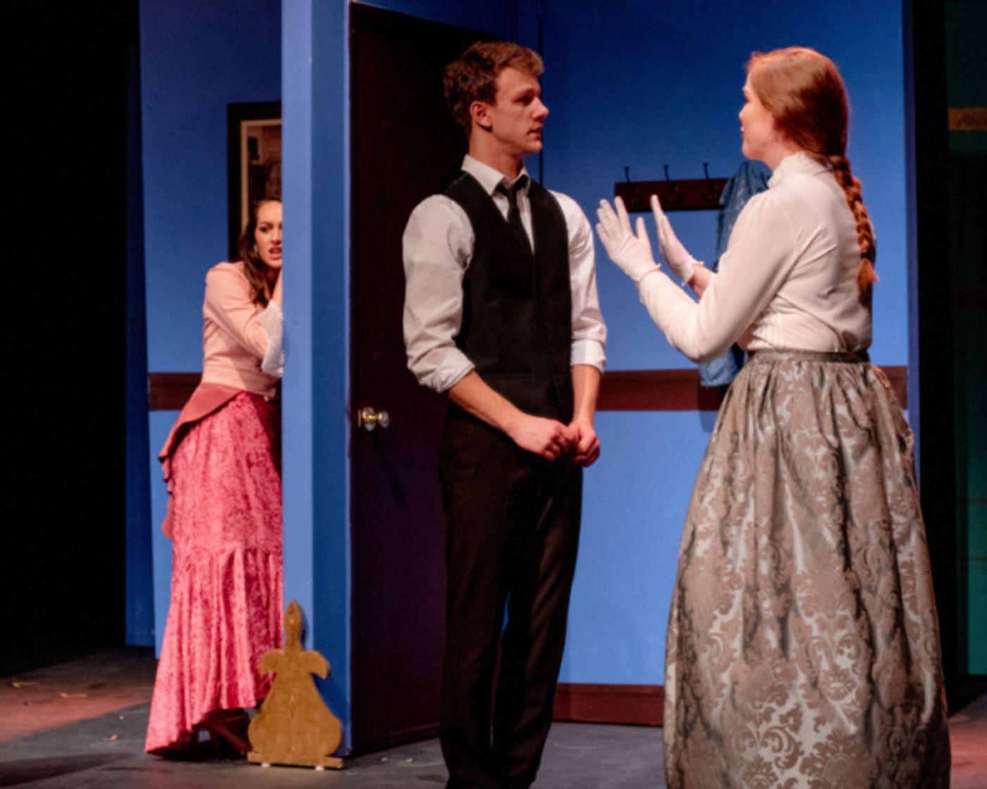 Photo Flash: Regional Premiere Of A GENTLEMAN'S GUIDE TO LOVE AND MURDER Opens Tomorrow At Drama Learning Center  Image