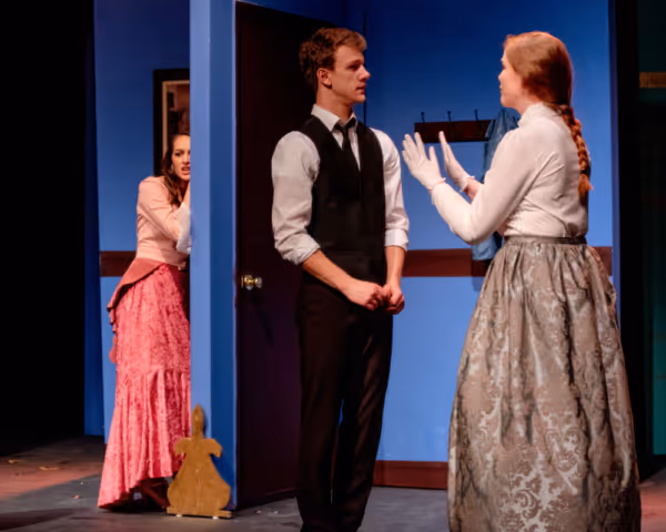 Leah Reineck as Sibella, Nick Brogan as Monty Navarro, and Ava Pirie as Phoebe D'Ysqu Photo