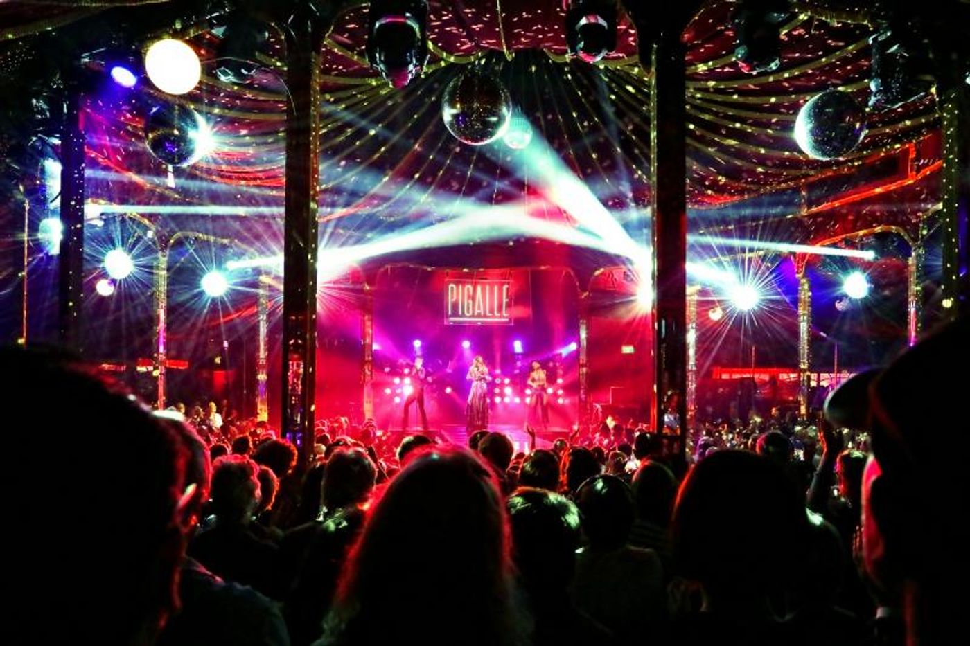 Review: PIGALLE Blends Disco And Parisian Cabaret For An Entertaining Easy Night Out Review: PIGALLE Blends Disco And Parisian Cabaret For An Entertaining Easy Night Out Image