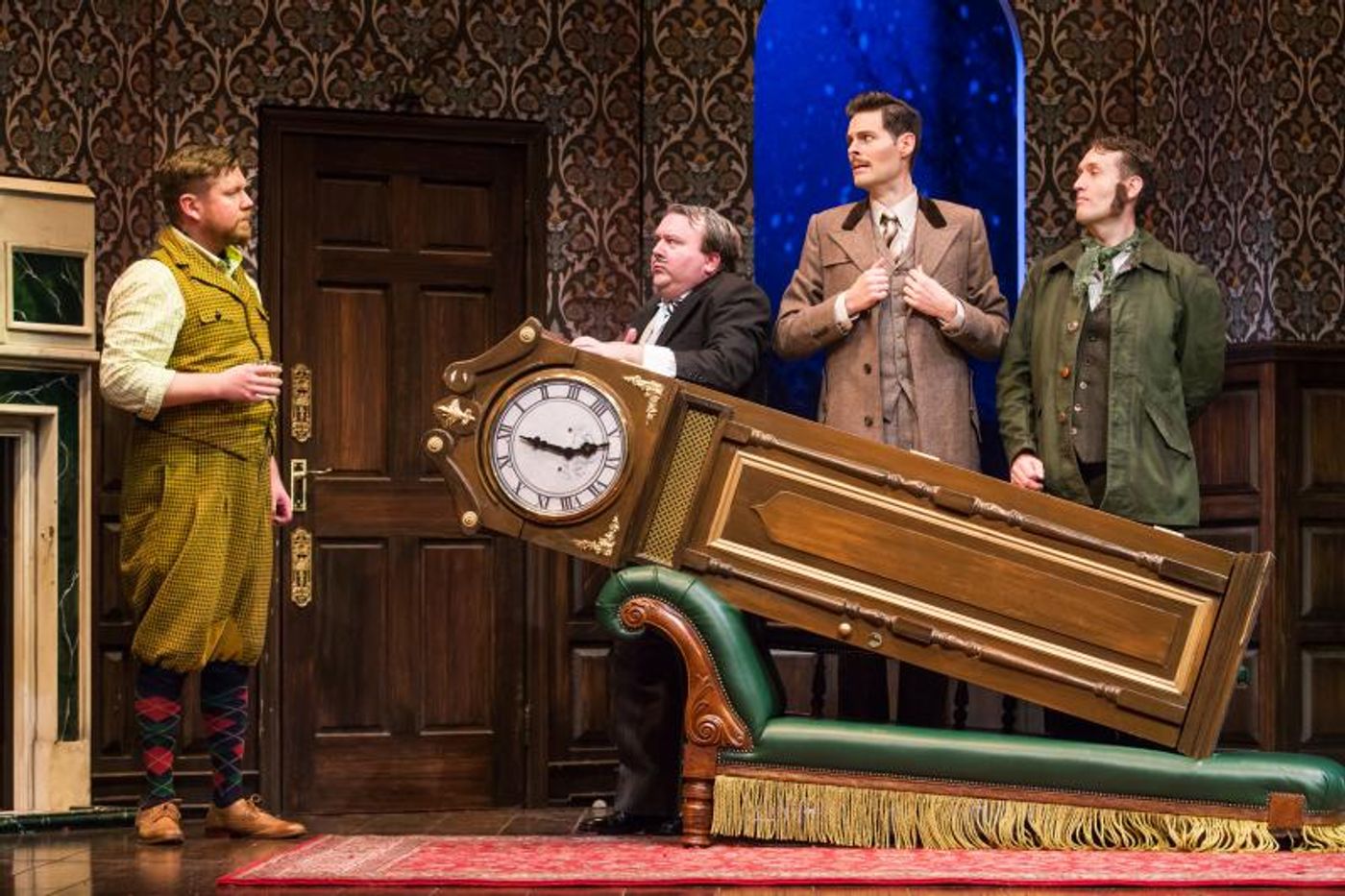 Review: THE PLAY THAT GOES WRONG at Mirvish is Outrageously Fun  Image
