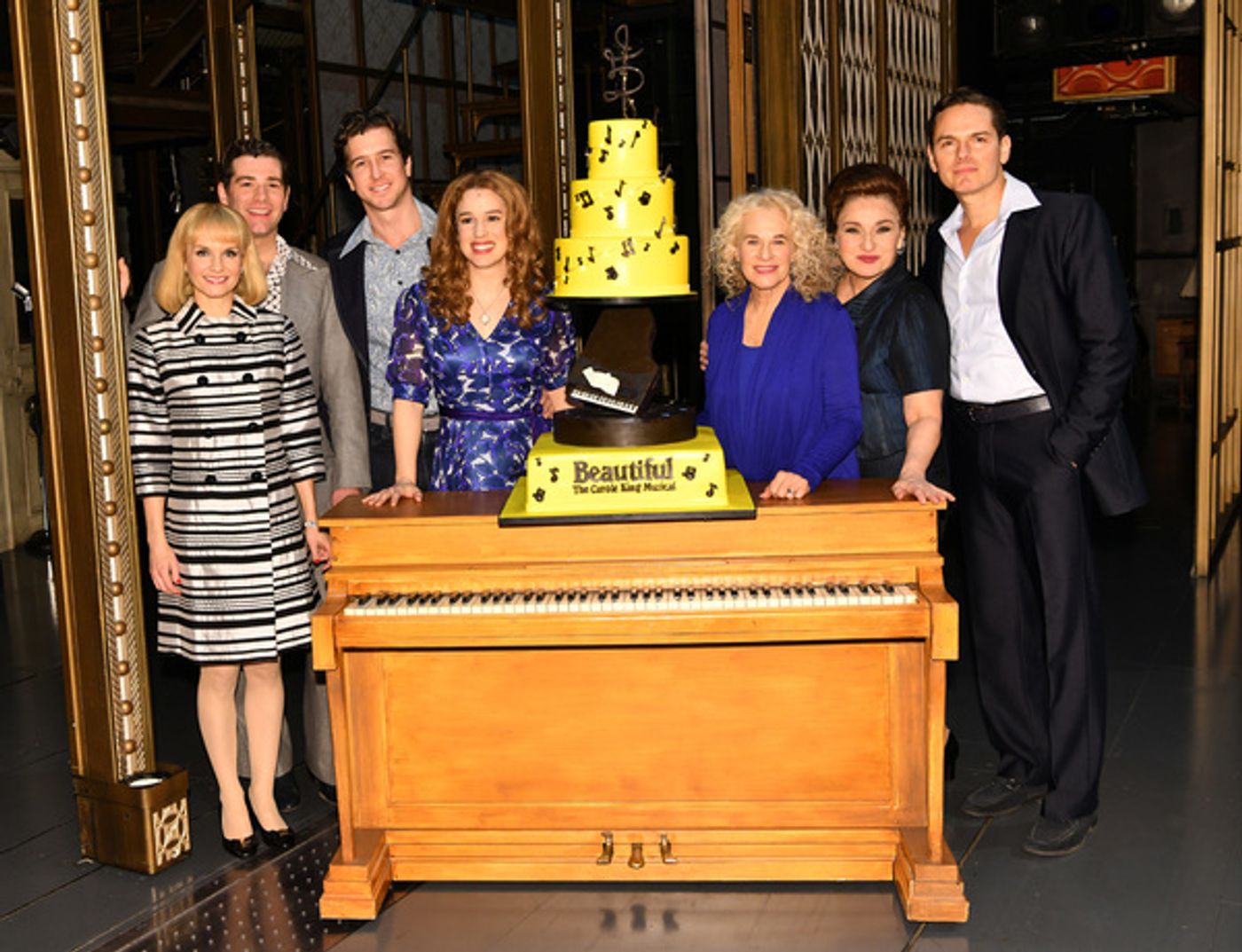 Photo Flash: Carole King Surprises the Cast of BEAUTIFUL With a Performance and Curtain Call  Image