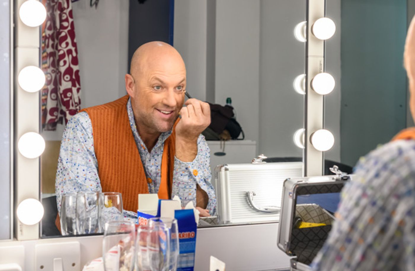 Photo Flash: Backstage at Birmingham Hippodrome's PETER PAN Photo Flash: Backstage at Birmingham Hippodrome's PETER PAN Image