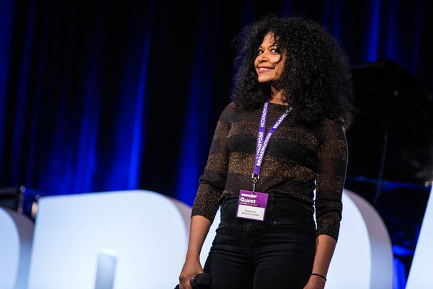 Photo Flash: Laura Osnes, Derek Klena, and More Perform in R&H Goes Pop! at BroadwayCon  Image