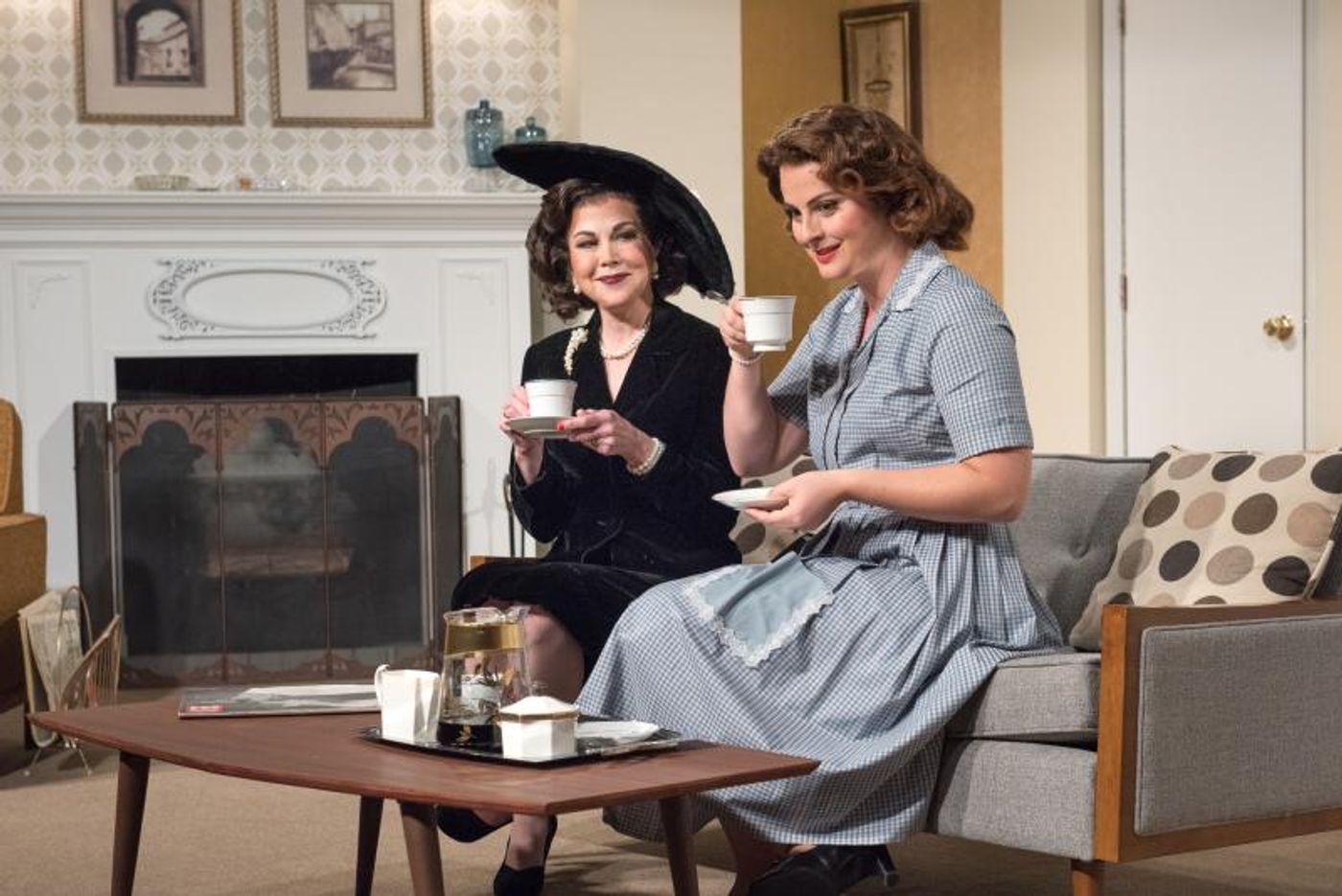 Review: PERFECT ARRANGEMENT at DezArt Performs - What's In Your Closet?  Image