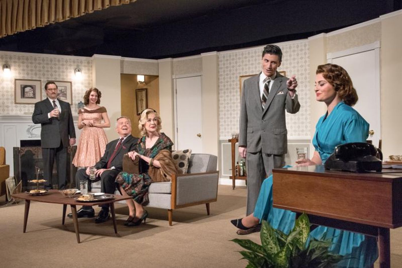 Review: PERFECT ARRANGEMENT at DezArt Performs - What's In Your Closet?  Image