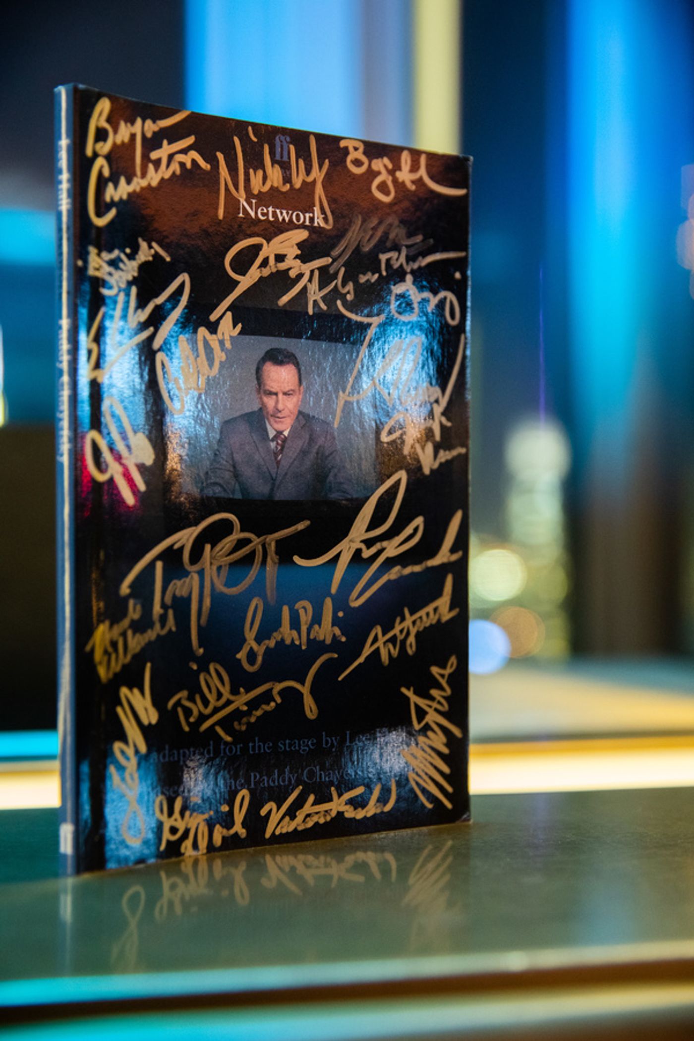 Photo Flash: Bryan Cranston, Tony Goldwyn and More Attend American Associates of The National Theatre Gala Celebrating NETWORK  Image