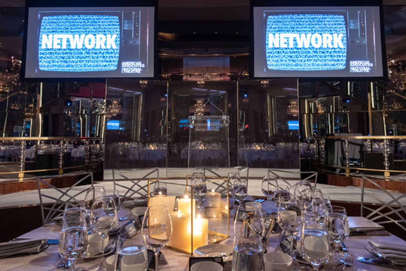 Photo Flash: Bryan Cranston, Tony Goldwyn and More Attend American Associates of The National Theatre Gala Celebrating NETWORK  Image