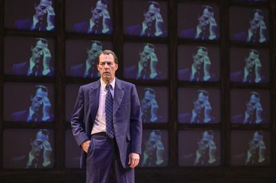 Richard Nixon (Allen McCullough) Photo