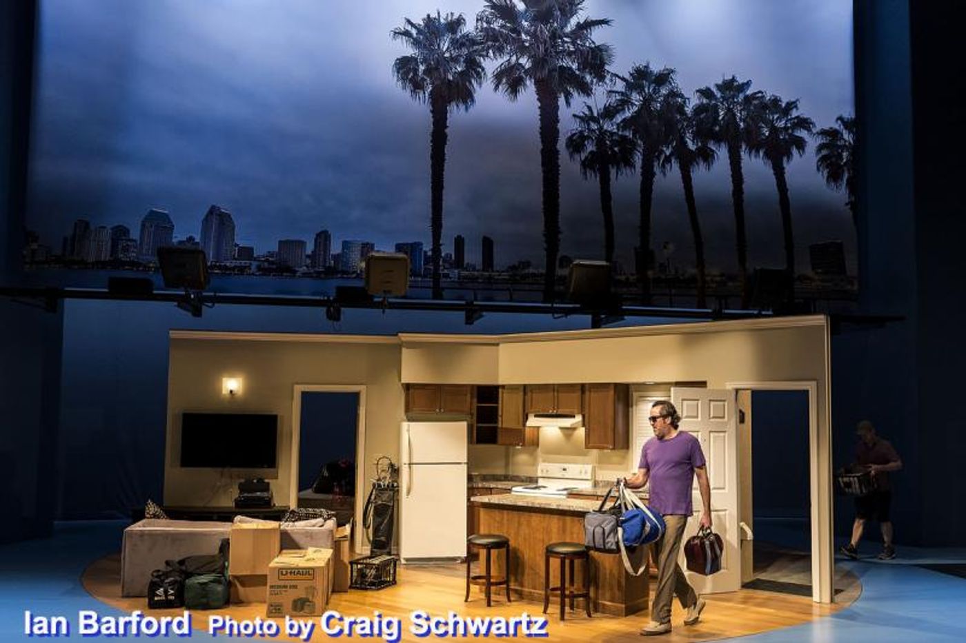 Interview: LINDA VISTA's Ian Barford Muses on Tracy Letts & Steppenwolf  Image