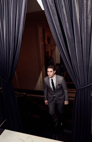 Derek Klena Photo