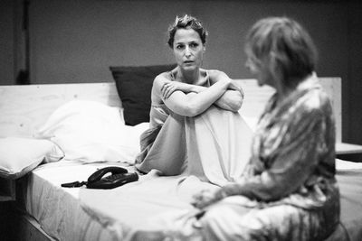 Gillian Anderson, Sheila Reid Photo