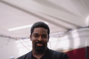 Kyle Taylor Parker @ BroadwayWorld Kyle Taylor Parker Photo