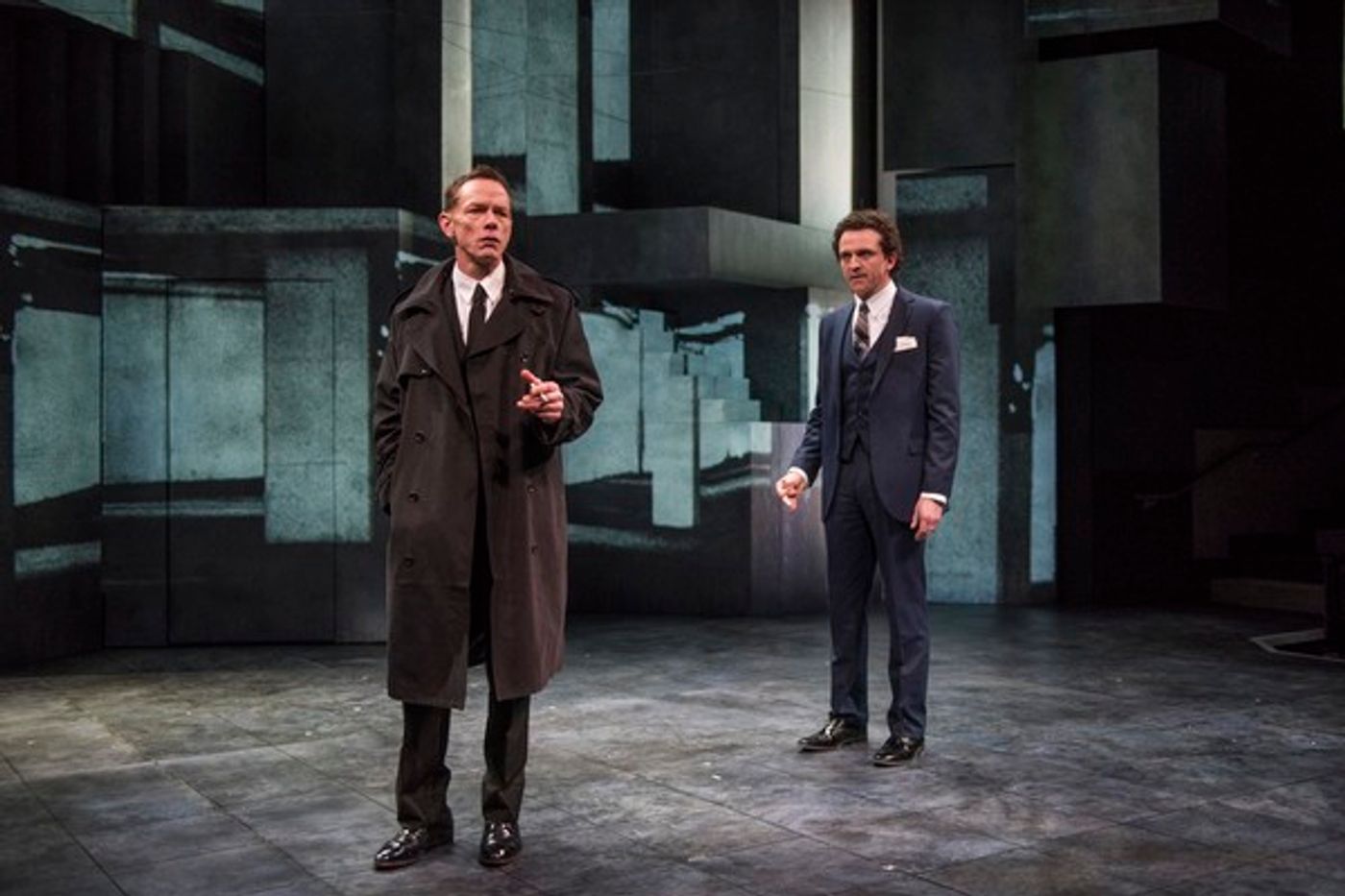 Photo Flash: First Look at JUNK by Ayad Akhtar at Milwaukee Rep  Image