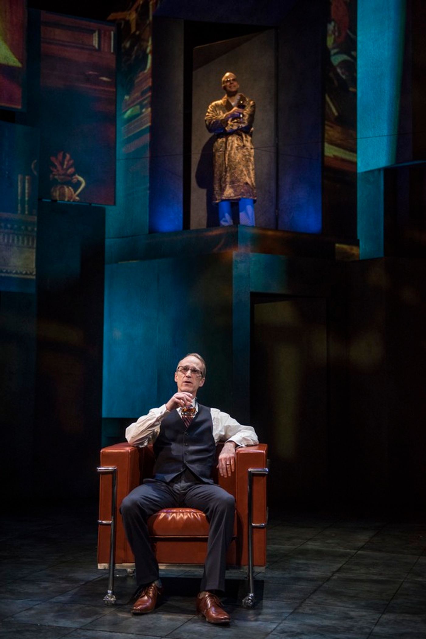 Photo Flash: First Look at JUNK by Ayad Akhtar at Milwaukee Rep  Image