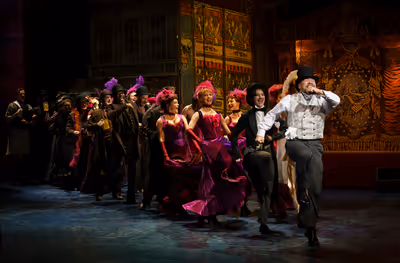 Danny Burstein and cast Photo