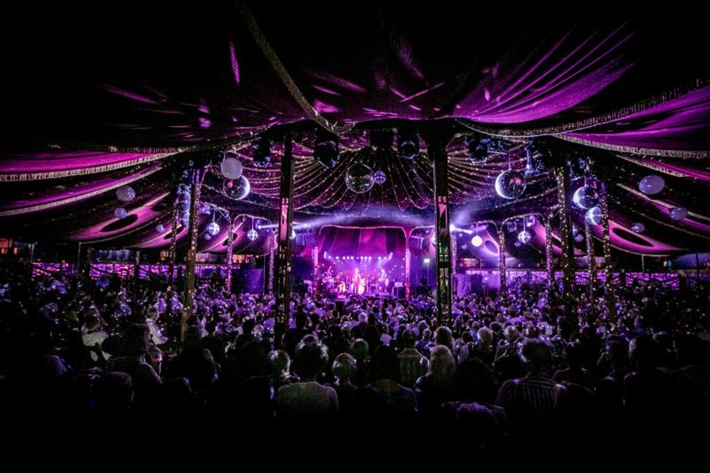 Review: PAUL CAPSIS WITH JETHRO WOODWARD & THE FITZROY YOUTH ORCHESTRA Bring A Dark Rock To Sydney Festival  Image