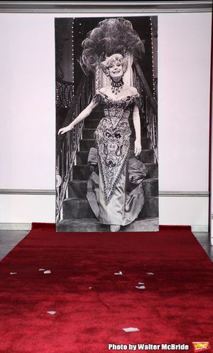 Stage set for Richard Skipper as "Carol Channing" - Performing at St. Luke's Theatre in New York City @ BroadwayWorld Stage set for Richard Skipper as "Carol Channing" - Performing at St. Luke's Theatre Photo
