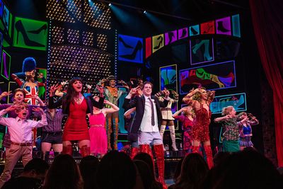 Tiki Barber, Callum Francis, Andy Kelso, and the cast of Kinky Boots Photo