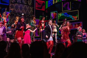 Tiki Barber, Callum Francis, Andy Kelso, and the cast of Kinky Boots @ BroadwayWorld Tiki Barber, Callum Francis, Andy Kelso, and the cast of Kinky Boots Photo