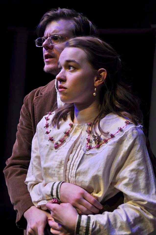 Review: THE CHERRY ORCHARD at Metropolitan Theatre Ensemble @ Warwick Theater  Image