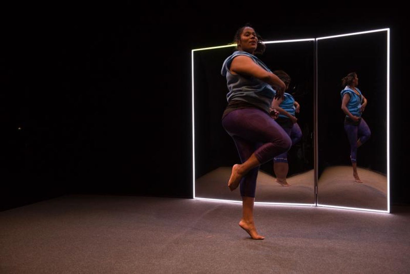 Review: Henrietta Baird's New Australian Play, THE WEEKEND, Is Hilarious And Poignant In Its Portrayal Of Escaping Cycles And Wanting To Be Better  Image