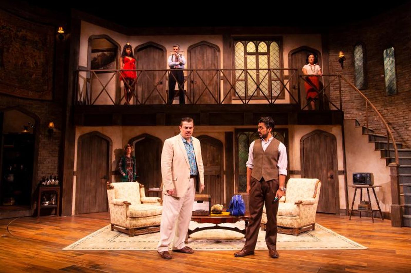 Review: NOISES OFF at TRT is a Sidesplitting Comedy Wonderfully Performed  Image