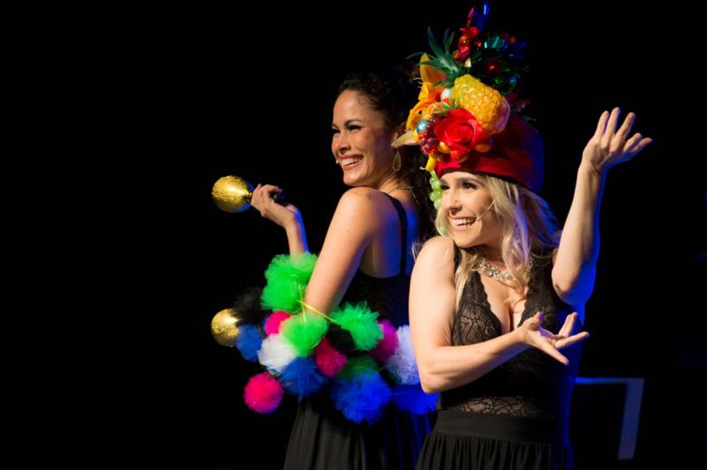 Review: With a Lot of Humor and Irreverence Claudio Goldman Stars CONCERTANDO A BROADWAY Parodying Famous Musicals  Image