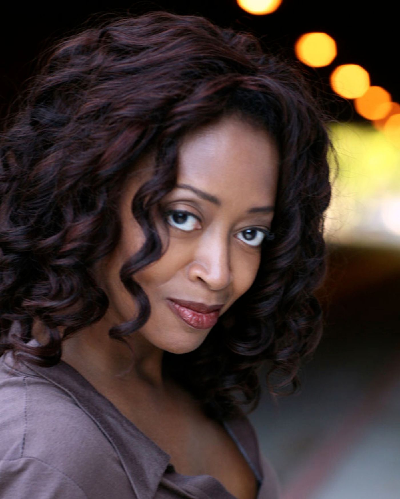 Photo Special: Broadway's Jennifer Leigh Warren in the Cast of FOX's RENT  Image