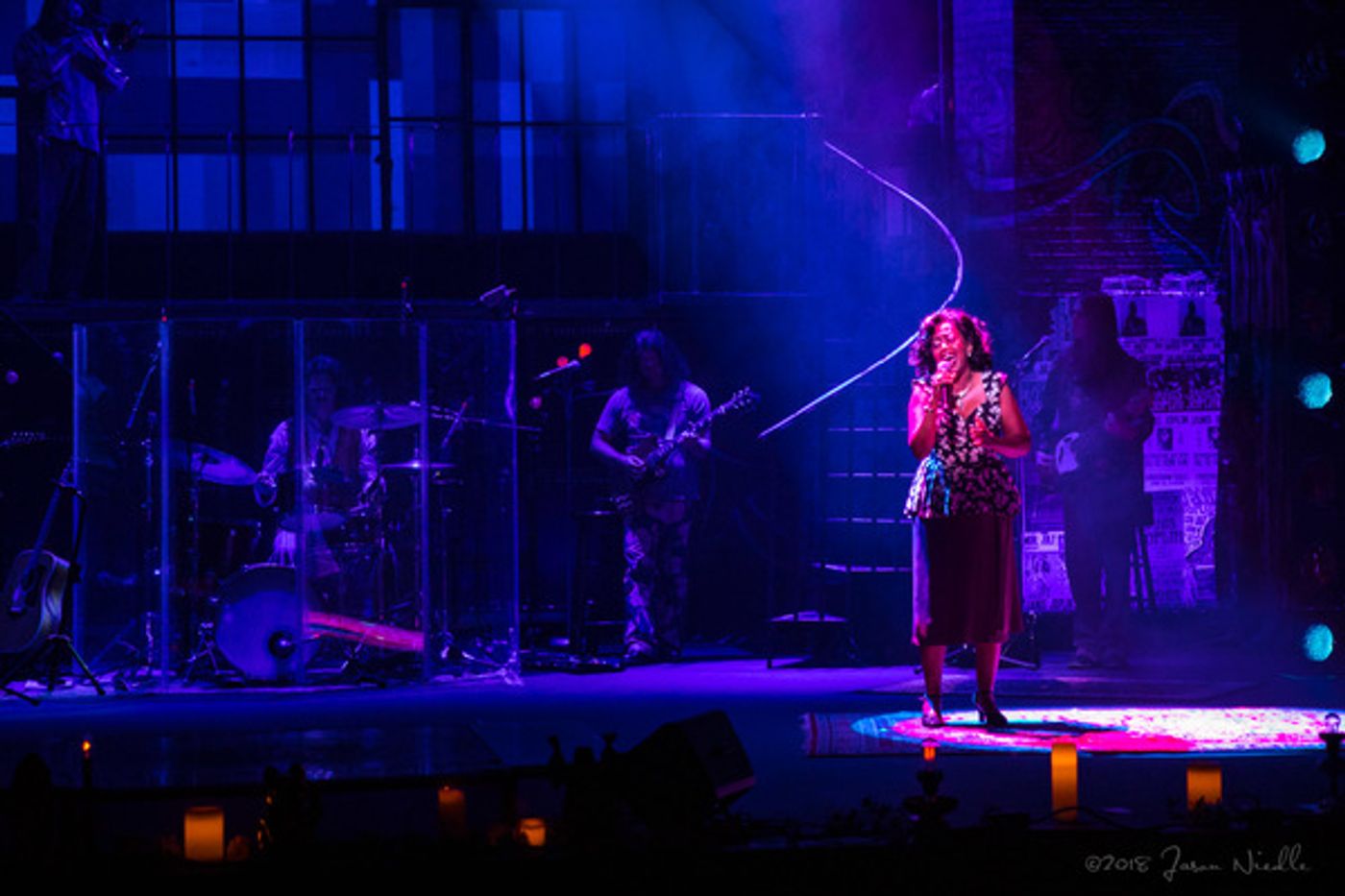 Photo Special: Broadway's Jennifer Leigh Warren in the Cast of FOX's RENT  Image