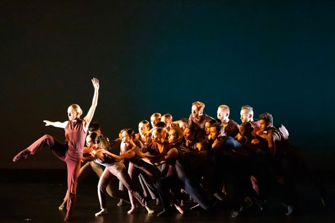 Photo Flash: Inside The Joyce's Benefit for the NYC Dance Alliance Foundation  Image