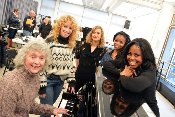 Suzy Conn, Lindsay Nicole Chambers, Megan Sikora, Carla Duren, Sharon Catherine Brown Photo