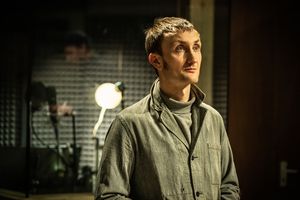 Tom Brooke @ BroadwayWorld Tom Brooke Photo