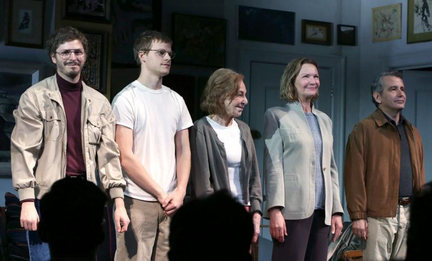 THE WAVERLY GALLERY Takes Final Broadway Bow Today  Image
