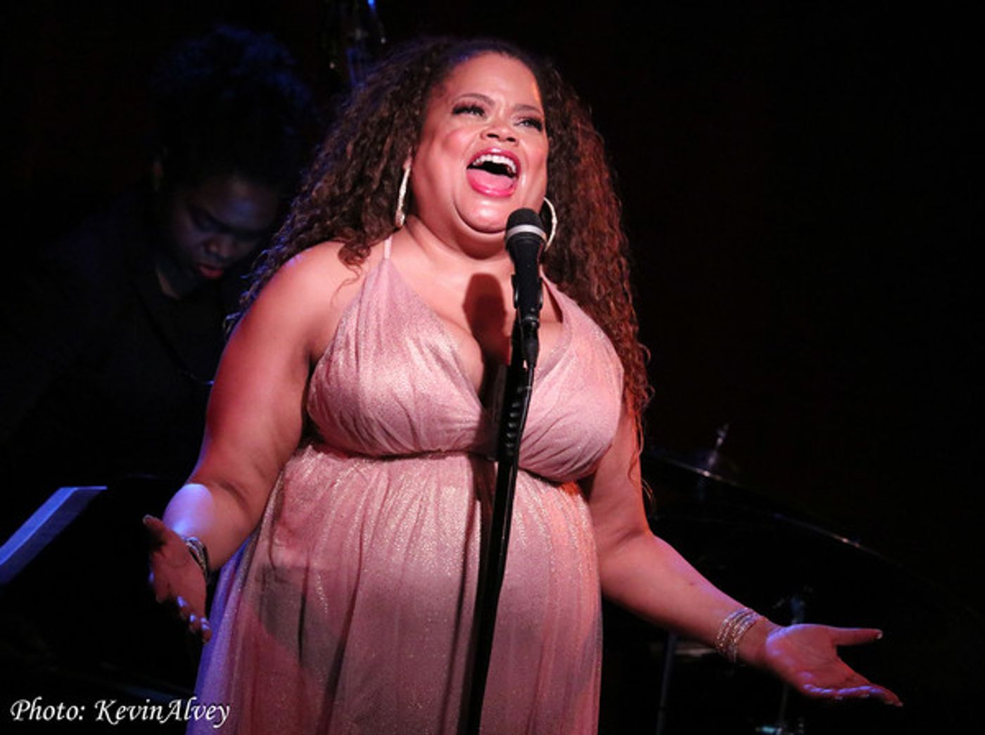 Photo Flash: Broadway at Birdland Series Welcomes Natalie Douglas  Image