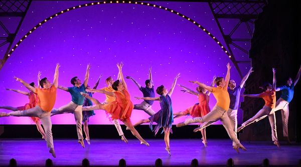 Photos: Fall In Love With AN AMERICAN IN PARIS At Arizona Broadway Theatre — photo 1 of 15