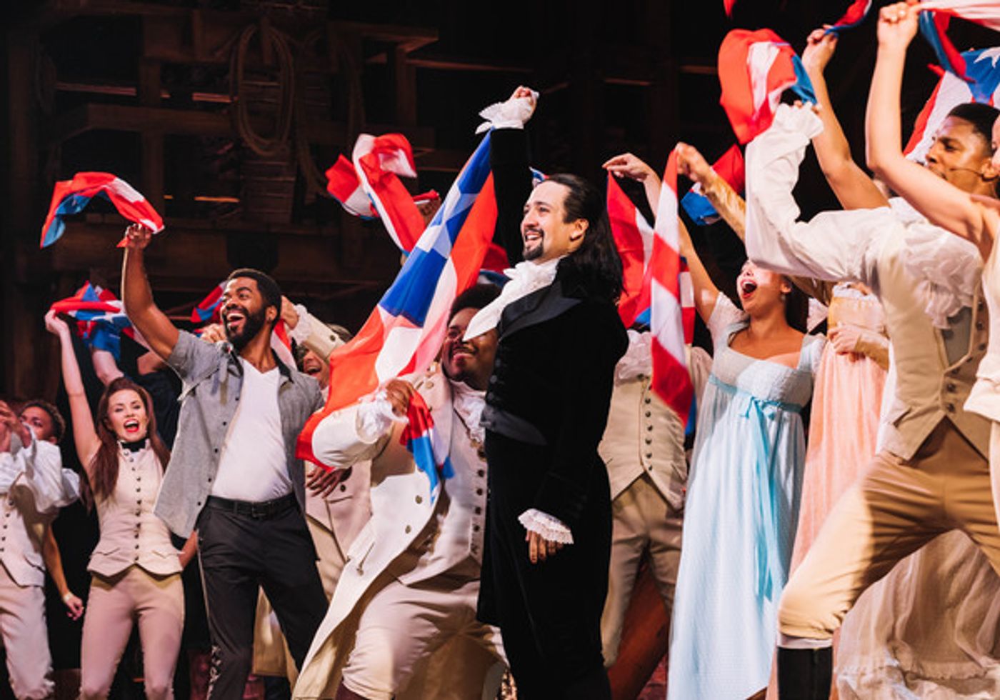 Photos: HAMILTON Takes Its Final Bow in Puerto Rico; Bill and Hillary Clinton, Gayle King, and More Share in the Evening  Image