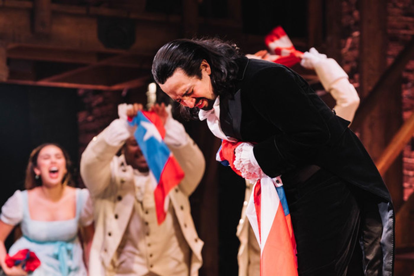 Photos: HAMILTON Takes Its Final Bow in Puerto Rico; Bill and Hillary Clinton, Gayle King, and More Share in the Evening  Image