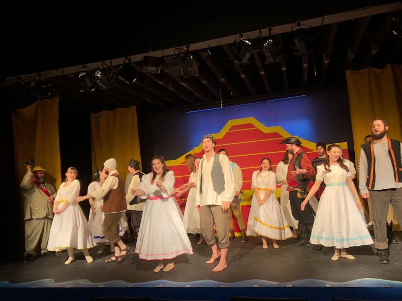 Review: PIRATES OF PENZANCE at the Sketch Club Players  Image