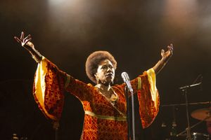 Laiona Michelle, writer and star of Little Girl Blue - The Nina Simone Musical at George Street Playhouse, January 29 thru February 24.
Photo by T. Charles Erickson. @ BroadwayWorld Laiona Michelle, writer and star of Little Girl Blue - The Nina Simone Musical at Geo Photo