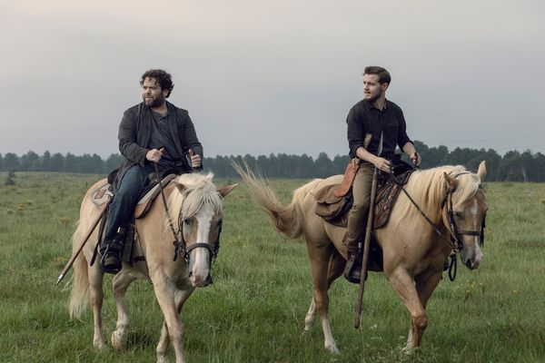 Dan Fogler as Luke, Callan McAuliffe as Alden Photo
