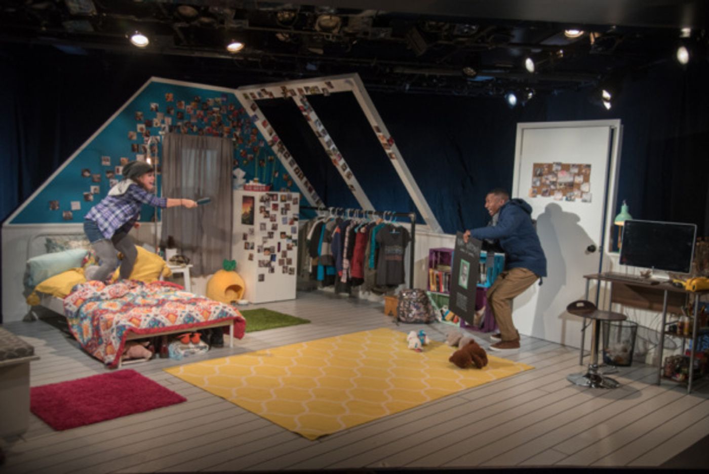 Photo Flash: First Look at I AND YOU at Mile Square Theatre  Image